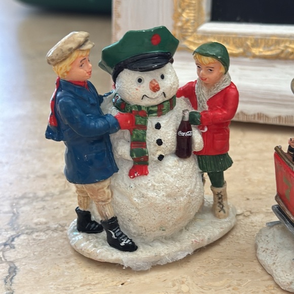 Coca Cola Trolly and Snowman Woman and Man Christmas Village Pieces Vintage - Picture 3 of 8